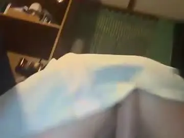 Secret18slaveanon  live sex cam