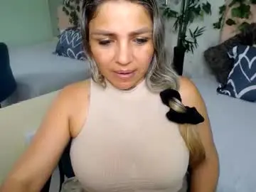 _sexyredhead_  live sex cam