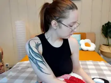 Asya_loid  live sex cam