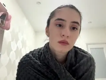 Evitamoodie  live sex cam