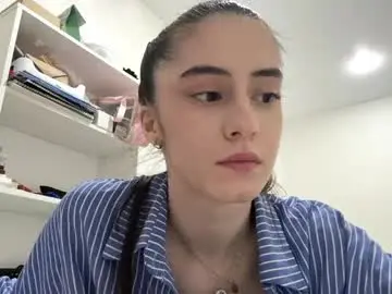 Evitamoodie  live sex cam