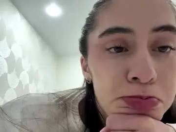 Evitamoodie  live sex cam