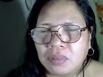 Hottycrissy4u  live sex cam