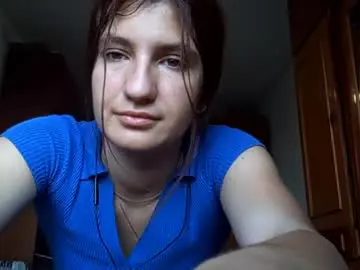 Joycewalks  live sex cam