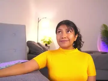 Katnees_correa  live sex cam