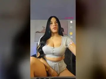 Loolita_xxx  live sex cam