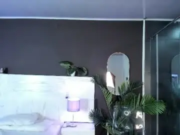 Mia_noiir  live sex cam