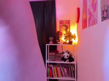 Naharasoler  live sex cam