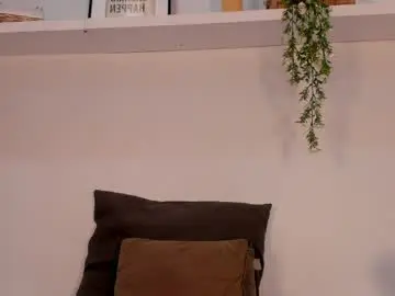 Nicolle_evanss_  live sex cam