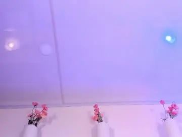 Nicolle_evanss_  live sex cam