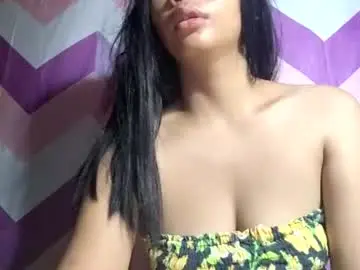 Regine24  live sex cam