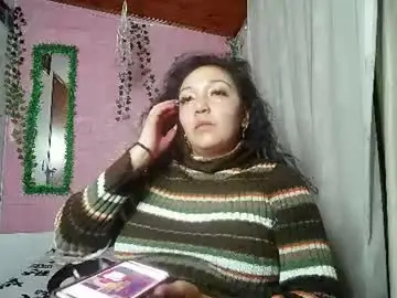 Sexy_lolas  live sex cam