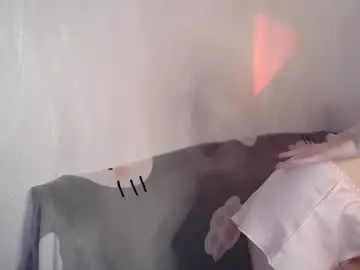 Uwujudyosas  live sex cam