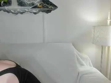 Yala_111  live sex cam