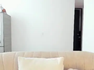 Cassie_jones1  live sex cam