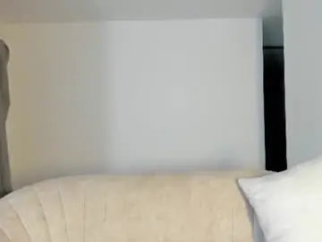 Cassie_jones1  live sex cam