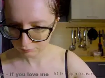 Coy_girl_  live sex cam