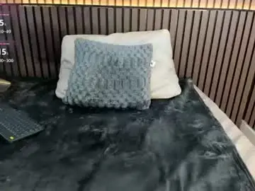 Cristine_colins  live sex cam