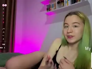 Emilly_20  live sex cam