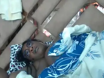 Eyshaexotii  live sex cam