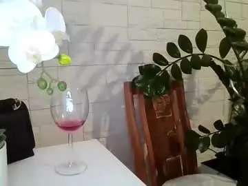 Juliaorgasm  live sex cam