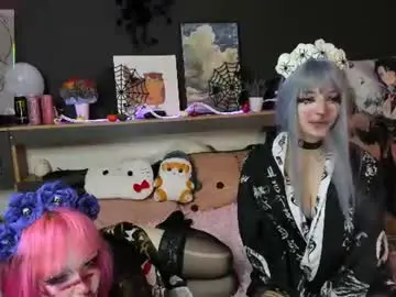 Roxylienw  live sex cam