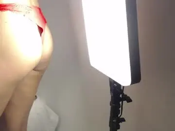 Sophia_xxx23  live sex cam