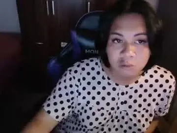 Ur_cutiesthotasianxx  live sex cam