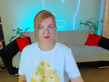Youruniverser  live sex cam