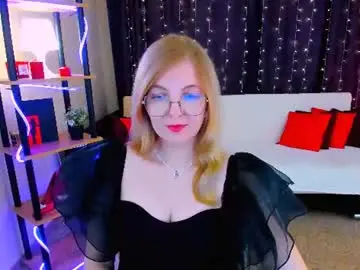 Youruniverser  live sex cam