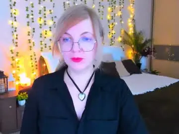 Youruniverser  live sex cam
