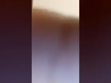 Yumnum33  live sex cam