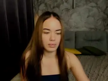 Beatrice33  live sex cam