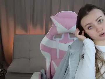 Blackdiveena  live sex cam