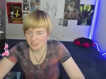 Cattie_w_  live sex cam