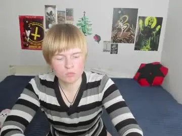 Cattie_w_  live sex cam