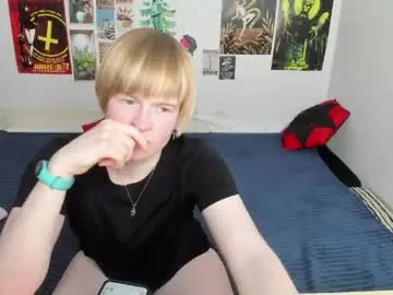 Cattie_w_  live sex cam