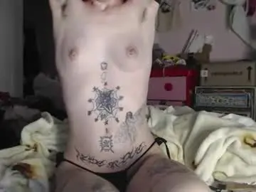 Devilg1rl  live sex cam