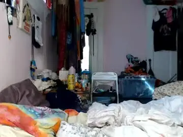Devilg1rl  live sex cam