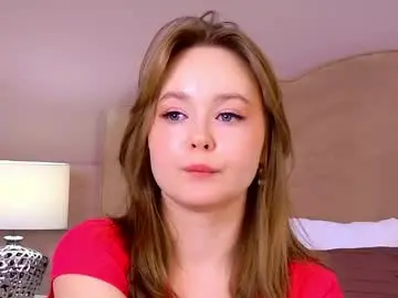 Elaravance  live sex cam