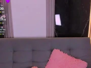 Emily_ariana  live sex cam