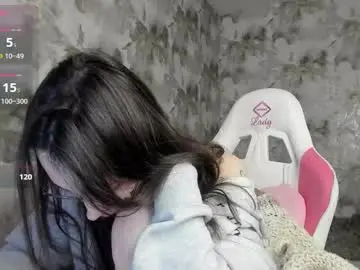 Kiskisw  live sex cam