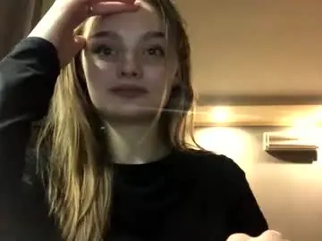 Lowkeyangel  live sex cam