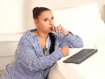 Luciannabell  live sex cam
