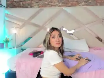 Lucy_davies_  live sex cam