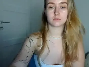 Lulu_baby1  live sex cam