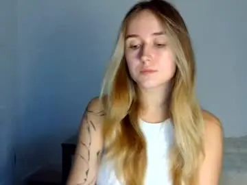 Lulu_baby1  live sex cam