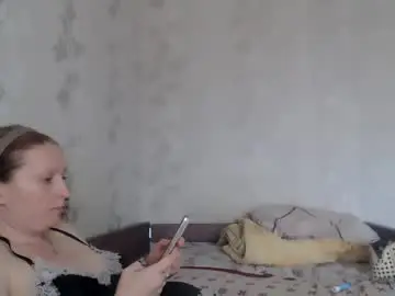Luna_bliiss  live sex cam