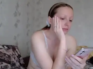 Luna_bliiss  live sex cam