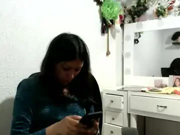 Nena_lov  live sex cam